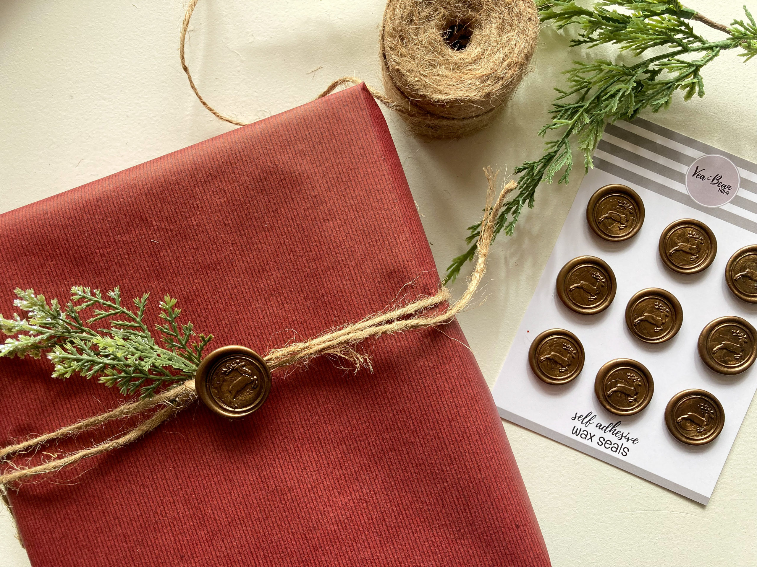  25 White & Gold Wax Seal Stickers - Wax Seals for